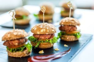 Mini hamburgers bij Landgoed de Biestheuvel