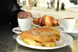 Terras bij Landgoed de Biestheuvel