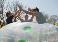 Bumpervoetbal op Landgoed de Biestheuvel