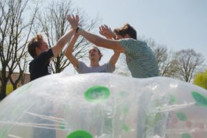 Bumpervoetbal op Landgoed de Biestheuvel