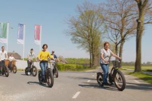 Solex rijden bij Landgoed de Biestheuvel