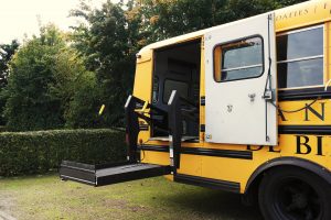 Amerikaanse schoolbus Landgoed de Biestheuvel